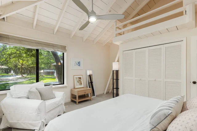 Bedroom image 1