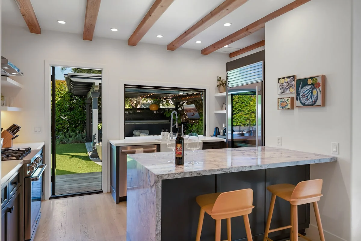 San Roque Family Home / Large Backyard property photo 3