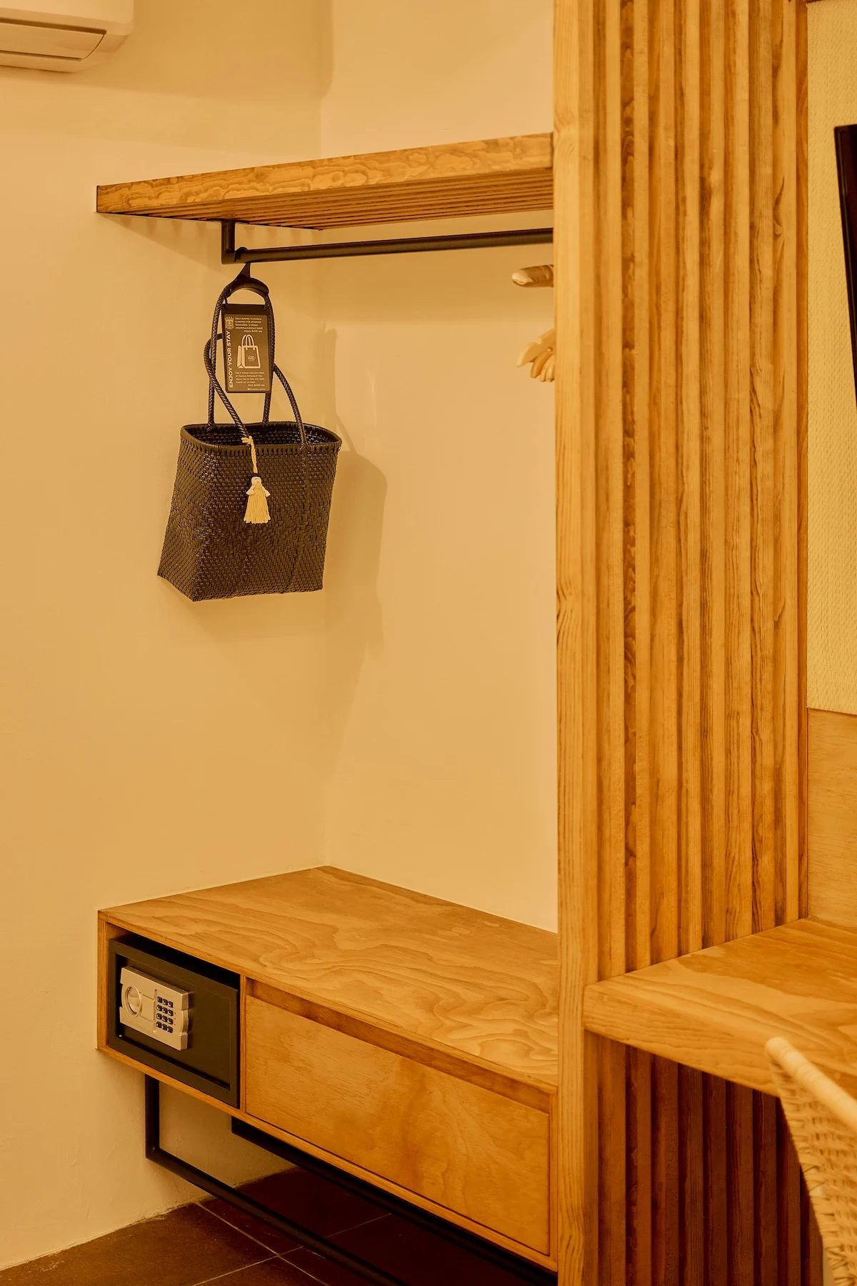 Bedroom 3 image 1