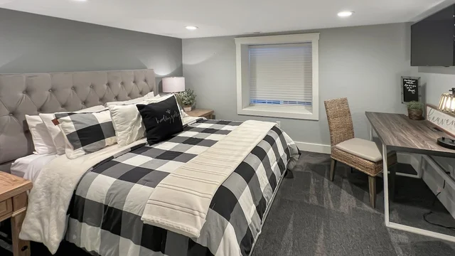 Bedroom 3 image 1