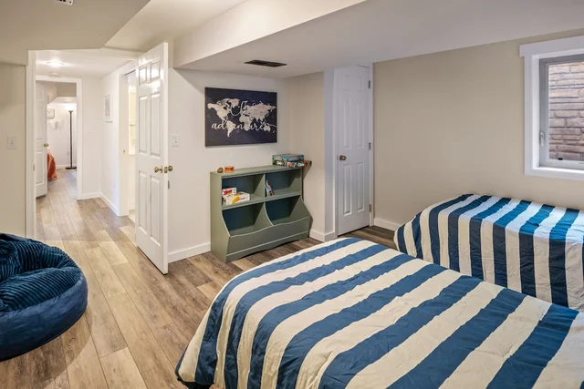 Bedroom 1 image 1