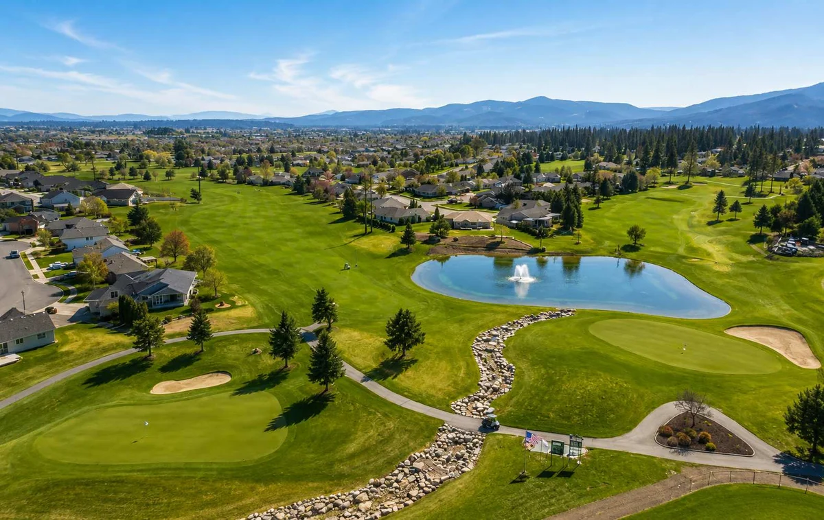Modern Loft Private Golf Course Retreat property photo 3