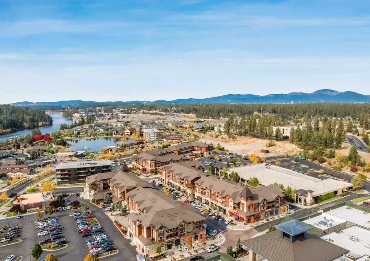 Aerial view of Coeur d'Alene, Idaho in autumn