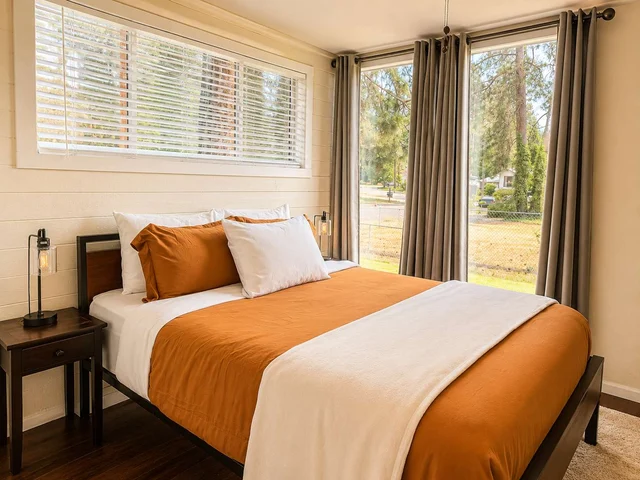 Bedroom image 1
