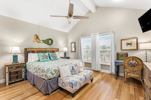 Bedroom image 1