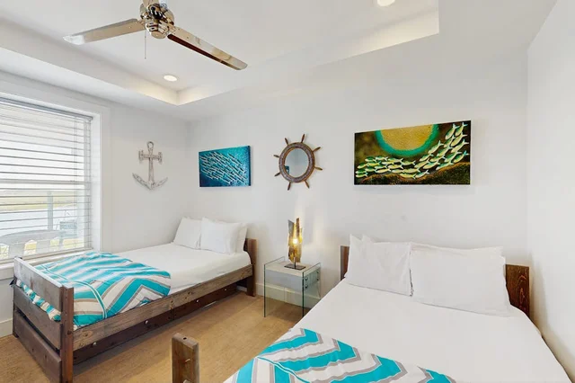 Bedroom image 1