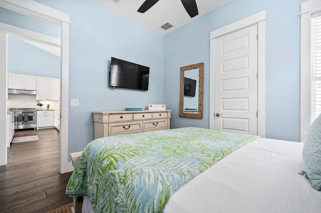 Bedroom image 1