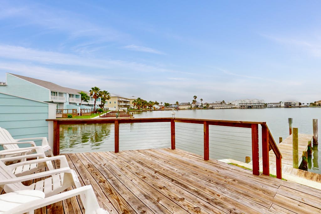 Pelican Point - Waterfront, Pool & Dock Access property photo 4