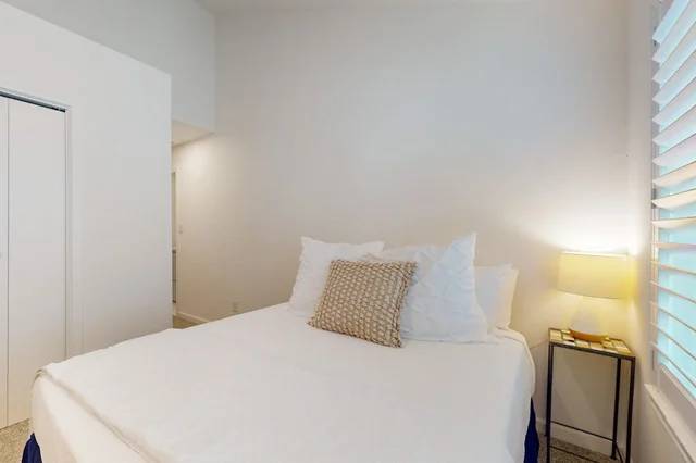Bedroom image 1