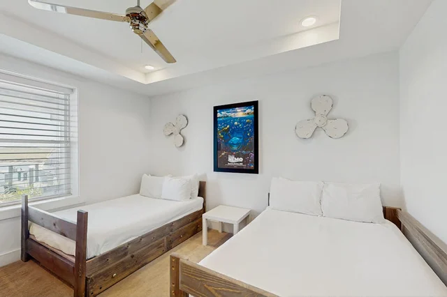 Bedroom image 1
