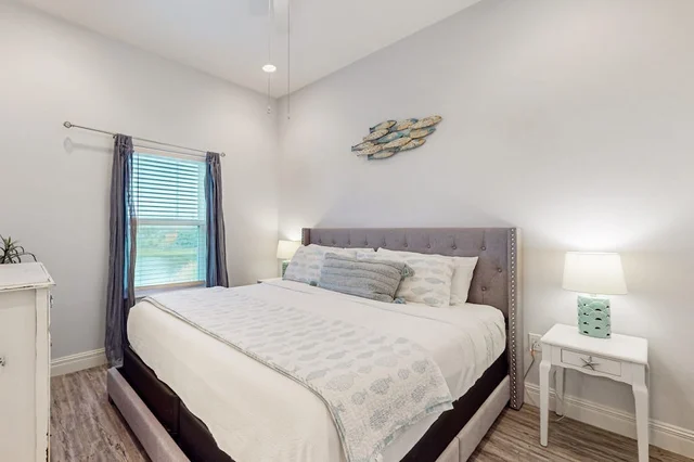 Bedroom image 1