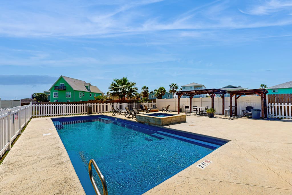 Condo in Port Aransas property photo 3
