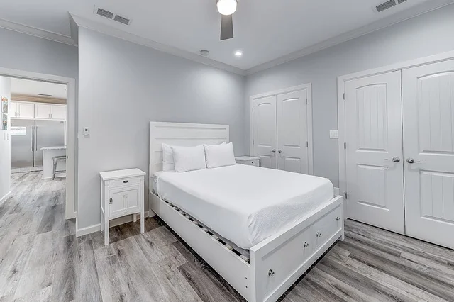 Bedroom image 1