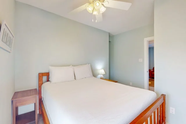 Bedroom image 1