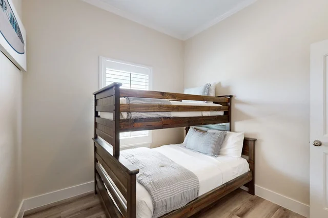 Bedroom image 1