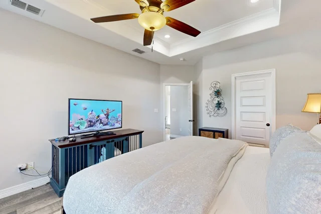 Bedroom image 1