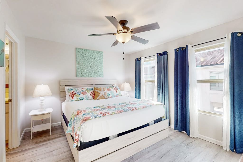 Bedroom image 1