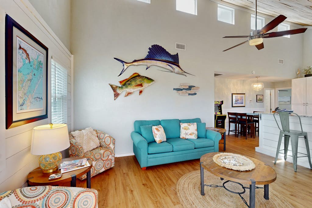 Bay Breeze House - Waterfront, Dock & Hot Tub property photo 2