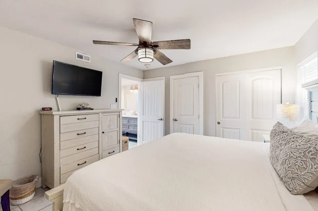Bedroom image 1