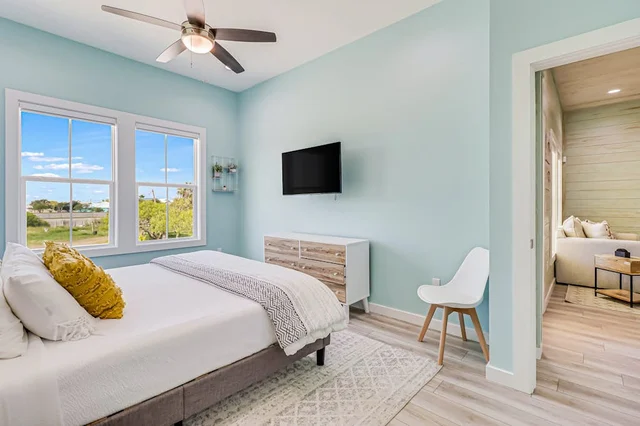 Bedroom image 1