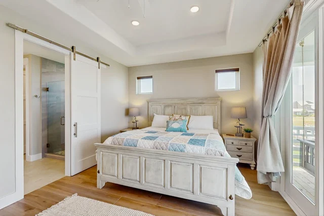Bedroom image 1