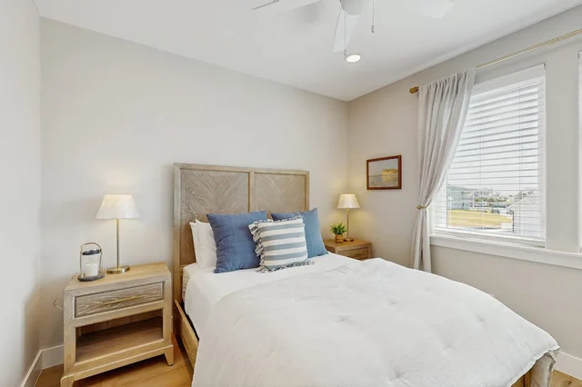 Bedroom image 1