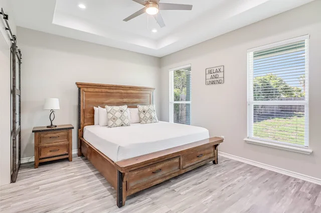 Bedroom image 1