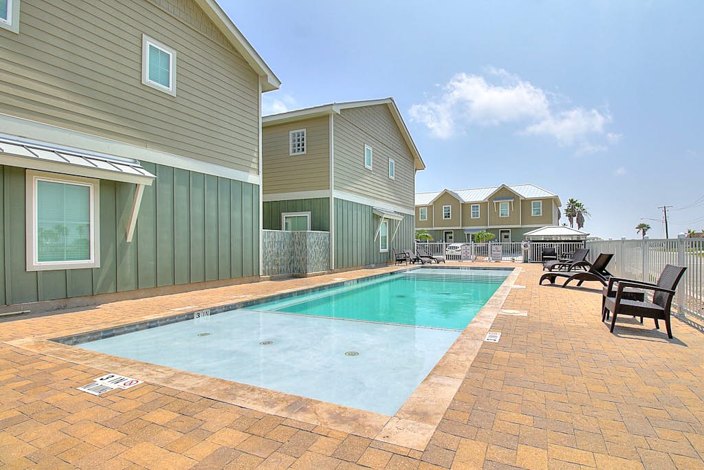Serenity Island - Two-Story, Pool, Near the Beach property photo 3