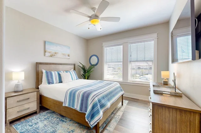 Bedroom image 1