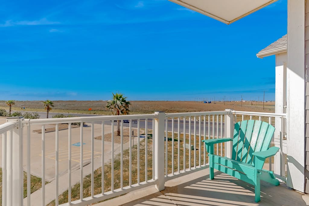 Oars Away, Unit 204 - Ocean View & Beach Access property photo 2