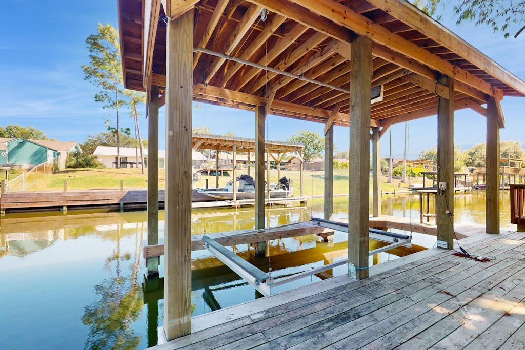 Villa Del Sol - Waterfront, Dogs OK property photo 3
