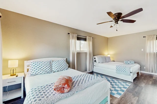 Bedroom image 1