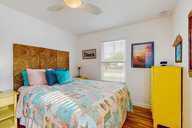 Bedroom image 1