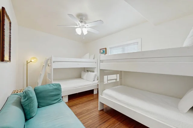 Bedroom image 1