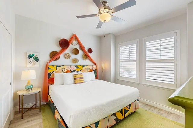 Bedroom image 1