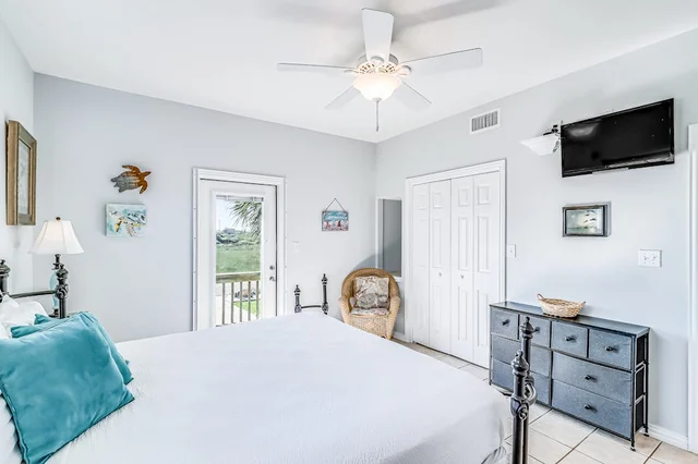 Bedroom image 1
