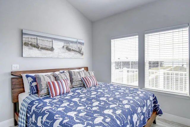 Bedroom image 1