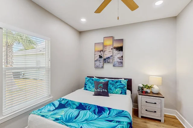 Bedroom image 1