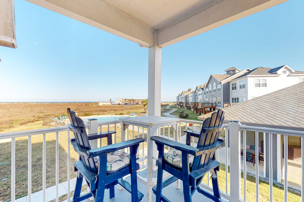 Whitecap Retreat - Steps to Beach, Pool & Balcony property photo 2