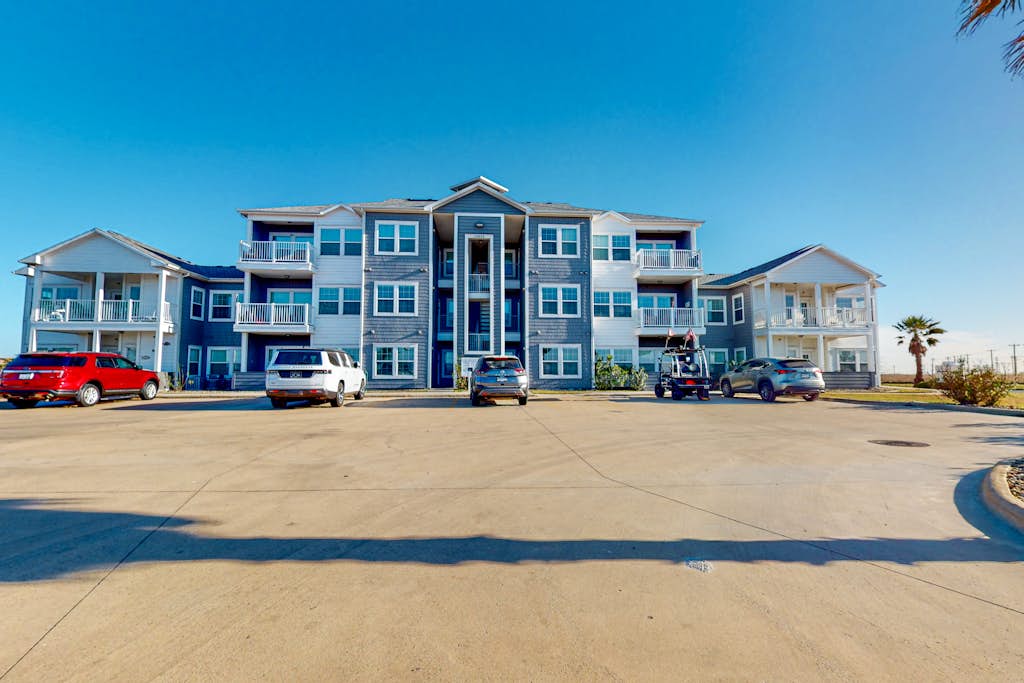 Whitecap Retreat - Steps to Beach, Pool & Balcony property photo 4