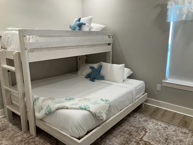 Bedroom image 1