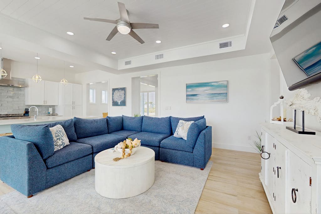Tortuga Palms - Bayfront, Heated Pool & Hot Tub property photo 4