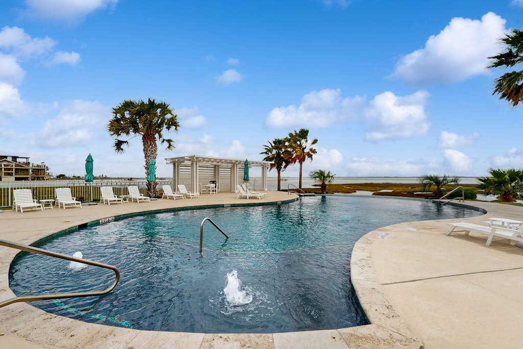Saltwater Serenity at the Reserve property photo 4