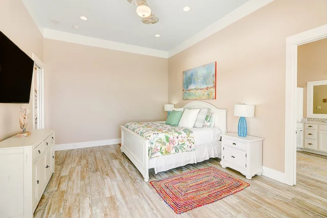 Bedroom image 1