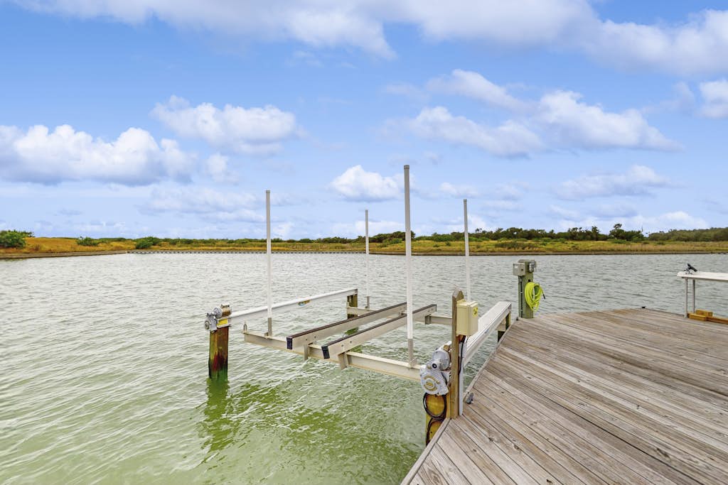 Reserve Lane Retreat, Reserve at St Charles Bay property photo 3