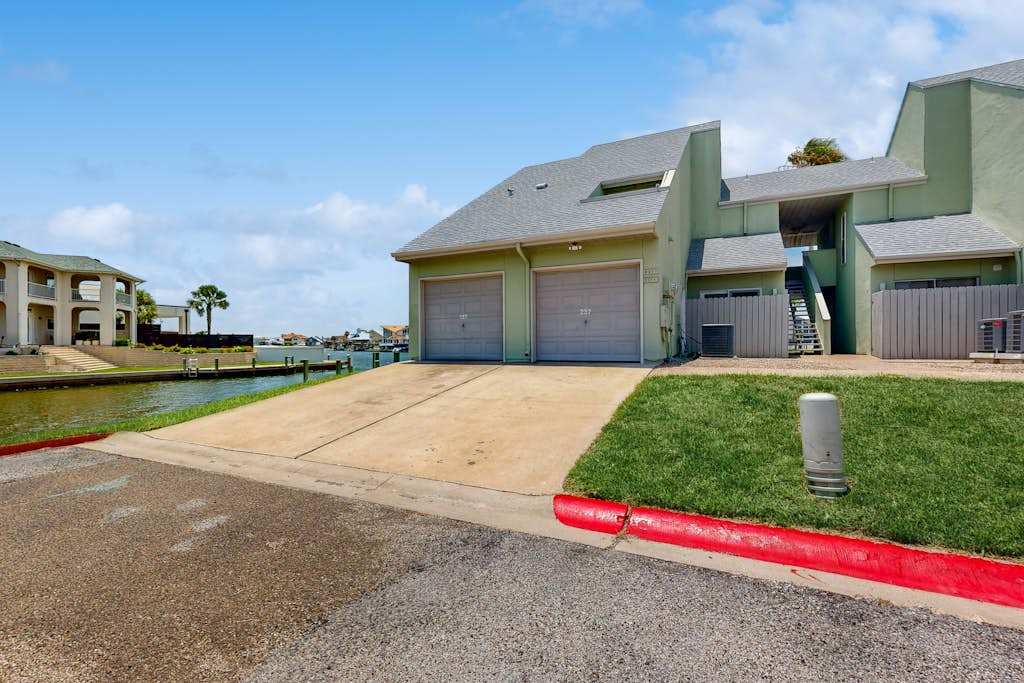 Puente Vista 137- Wilson's Watering Hole - Fishing Spot property photo 1