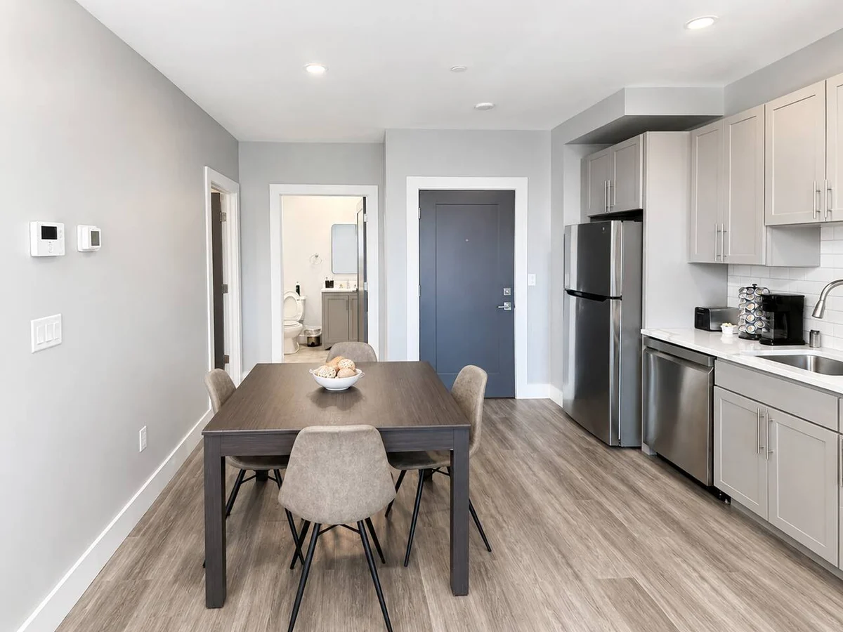The Speedway Residence, Luxury, Harvard property photo 4