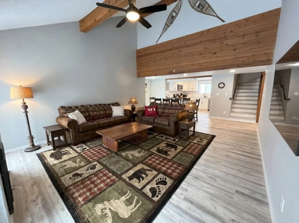 Home in Jay property photo 2