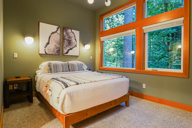 Bedroom image 1