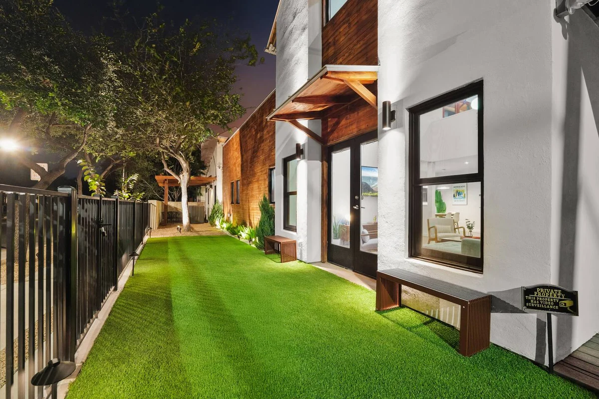 #1 Downtown SA House-Walk to Tower & Alamodome property photo 5